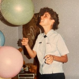 Meet your Posher, Diana